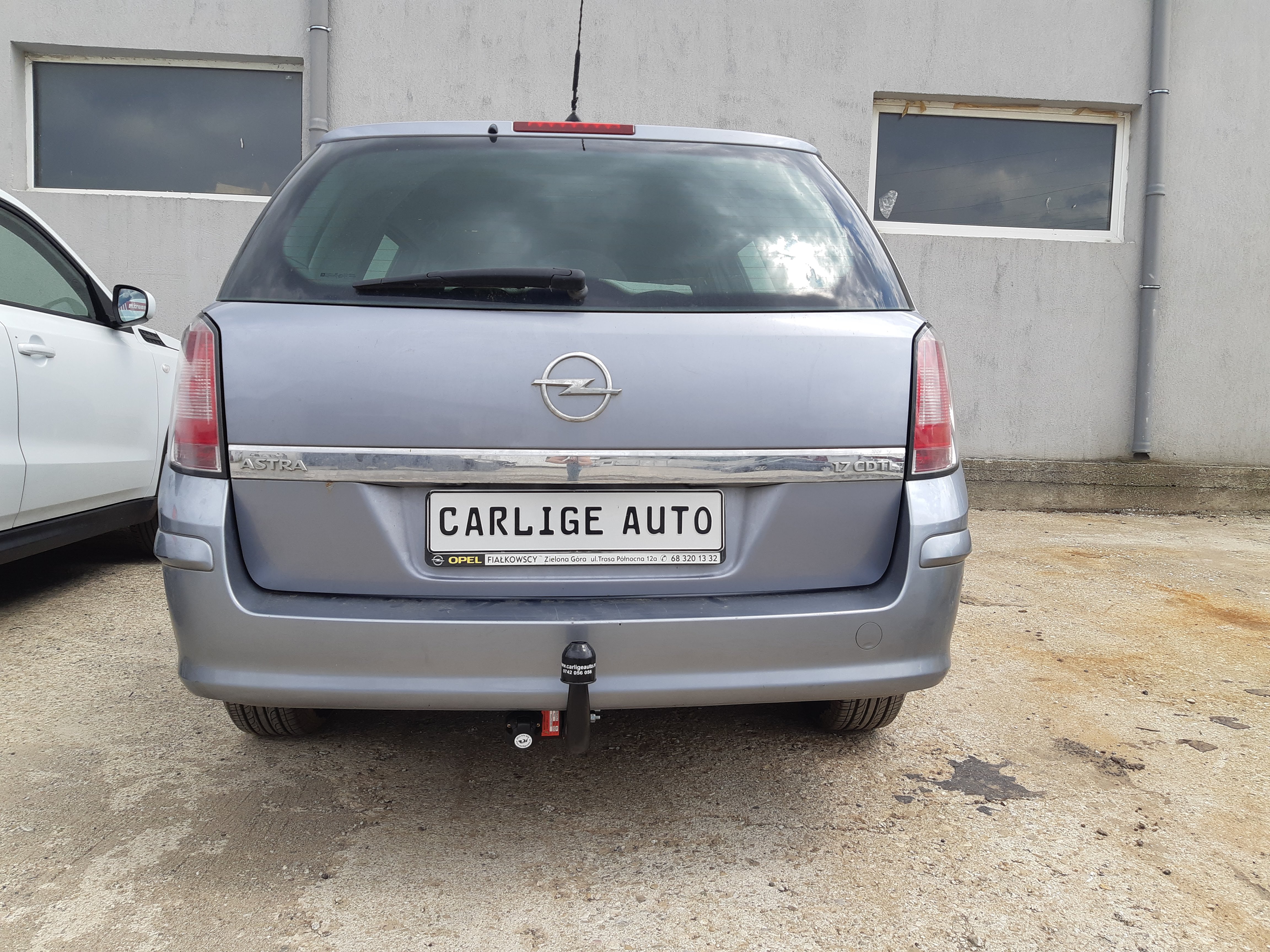 Aviation element amplitude Carlig remorcare Opel Astra H Caravan